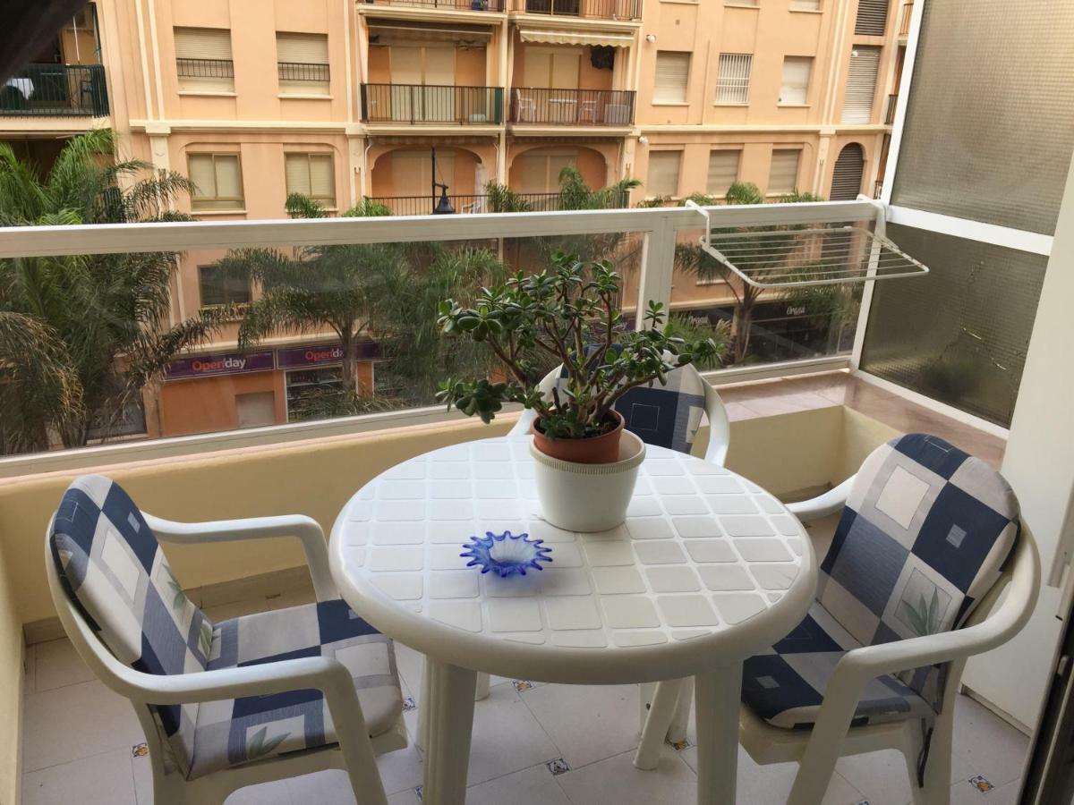 Studio Aparthotel Pyr Fuengirola Eksteriør billede